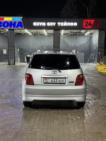 Toyota: Toyota ist: 2002 г., 1.5 л, Автомат, Бензин — 4