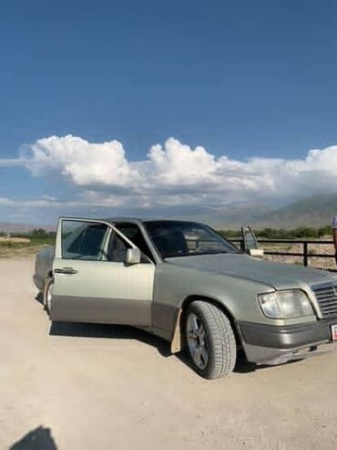 рули бмв: Mercedes-Benz W124: 1986 г., 2.6 л, Механика, Бензин
