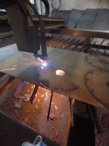 Плазморезы: Плазморез с ЧПУ, Б/у, В наличии — 2