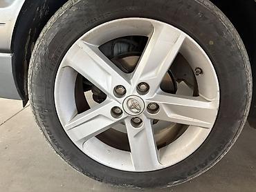 диски 17 тайота: Литые диски Toyota + шины RoadX 215/45 R17 Камри 50 - Комплект из 4 — 3