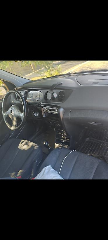 дайхатсу yrv: Daihatsu YRV: 2003 г., 1.3 л, Механика, Бензин, Лифтбек — 3