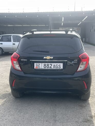 Chevrolet: Chevrolet Spark: 2017 г., 1 л, Автомат, Бензин, Хэтчбэк — 6