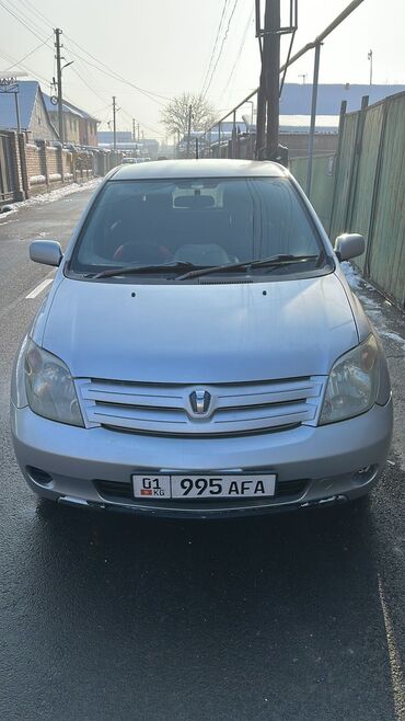 Toyota: Toyota ist: 2002 г., 1.3 л, Автомат, Бензин — 9