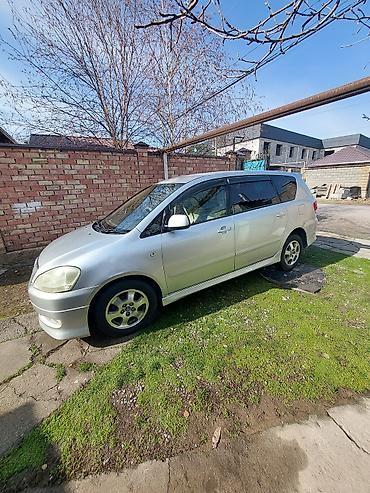 ио пинин: Toyota Ipsum: 2003 г., 2.4 л, Автомат, Бензин, Минивэн — 3