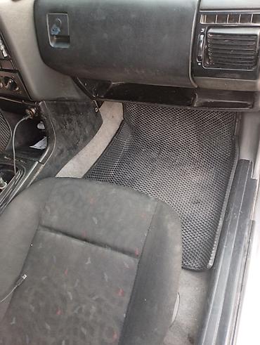 Volkswagen: Volkswagen Passat: 1993 г., 2 л, Механика, Бензин, Универсал — 20