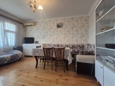 Uzunmüddətli kirayə mənzillər: Bakı, Bakıxanov qəs., 3 otaqlı, Köhnə tikili, m. Neftçilər, 85 kv. m