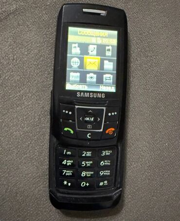 huawei internet modem: Samsung E250, цвет - Черный, Кнопочный