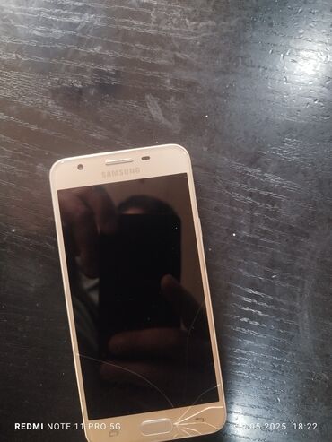 samsung j5 qiymeti: Samsung Galaxy J5 2016, 2 GB, rəng - Qızılı, İki sim kartlı