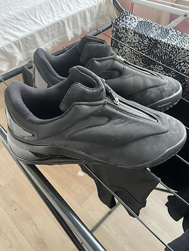 yeezy boost: Мужские кроссовки, 42, Converse, Новый, цвет - Черный, Самовывоз, Платная доставка — 1