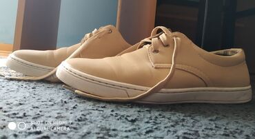 cizme na pertlanje: Cipele muške jako lepe nošene dobro očuvane bez oštećenja br 42