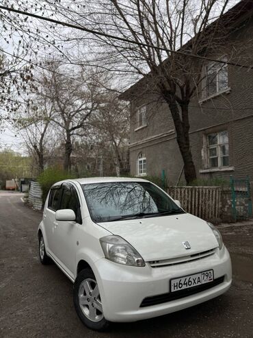 Toyota: Toyota Passo: 2006 г., 1 л, Автомат, Бензин