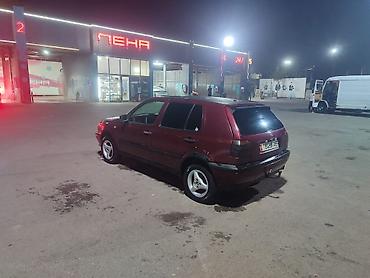golf b4: Volkswagen Golf: 1994 г., 2 л, Хэтчбэк — 5