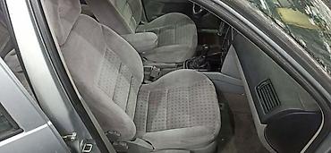 prodaja bisona: VOLKSWAGEN BORA 2002. GOD. - KOMPLETAN AUTO U DELOVIMA | Delovi za — 4