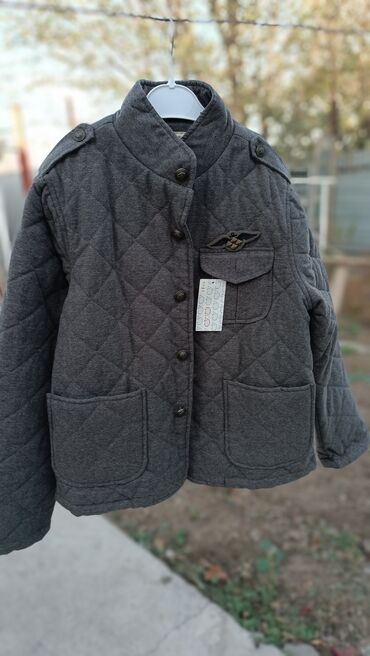 детская осенняя курточка: Продаю! идёт как курточка стильная примерно на 9-10 лет надо мерить
