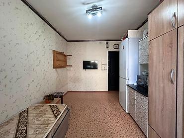 17 корпус: 1 комната, 17 м², Пишпек Гостиничный тип, 2 этаж, Косметический ремонт — 3