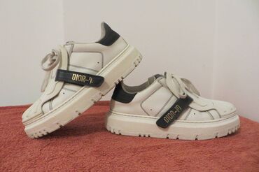 srebrne sandale na petu: Dior, 37, color - White
