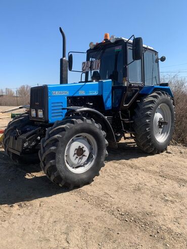 gəncə traktorlarının qiyməti: Traktor Belarus (MTZ) 1221, 2011 il, 403 at gücü, motor 4.3 l, İşlənmiş