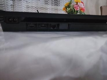 mini playstation: Sony PlayStation 4 Slim oyun konsolu Komplekt: - PS4 Slim (qara — 3