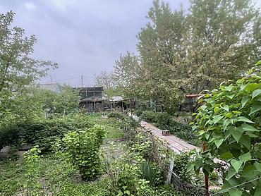 Продажа коттеджей и домов: 6 комнат и более, 200 м², 9 соток, Бишкек, Кызыл Аскер Собственник — 15
