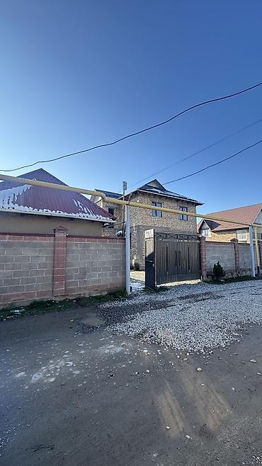 Продажа коттеджей и домов: 🔥 Шашылыш сатылат! 🏡 Эки кабаттуу үй 📍 Жайгашкан жери: Алтын Ордо — 2