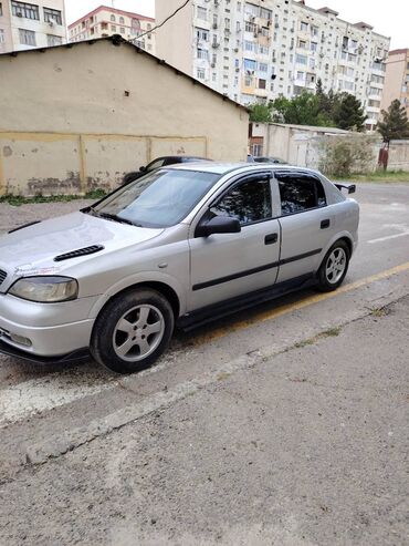 kreditle avtomobil: Opel Astra: 1.6 л | 2000 г. | 43800 км Хэтчбэк