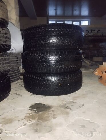 disk teker 17: İşlənmiş Şin Dunlop 265 / 65 / R 17