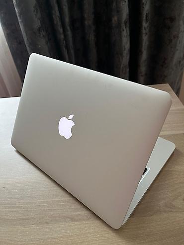 macbook m4 air: İşlənmiş Apple MacBook, 13.3 ", Intel Core i5, 256 GB, Ünvandan götürmə — 5