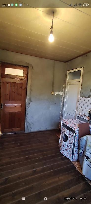 bine qesebesi torpaq: Ağdaş şeheri qolqeti kendi şekili kent yolu üstü 1ci ev 40sotda 137 kv — 1