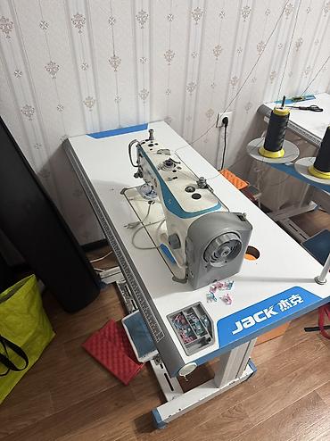 комбайн вектор: Швейная машина Jack, Электромеханическая, Полуавтомат — 2