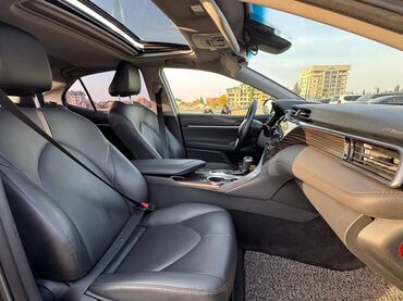 Toyota: Toyota Camry: 2018 г., 2.5 л, Гибрид, Седан — 14