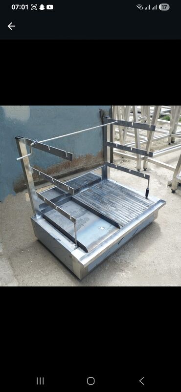 Soyuducu vitrinləri: Məhsul: Peçenye–şirniyyat üçün soyuduculu vitrinlər Təsvir: - — 23