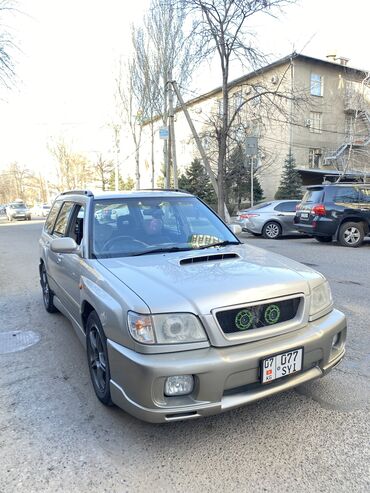 Subaru: Subaru Forester: 2000 г., 2 л, Автомат, Газ, Кроссовер