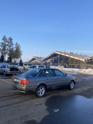 Audi: Audi 80: 1992 г., 2 л, Механика, Бензин, Седан — 1
