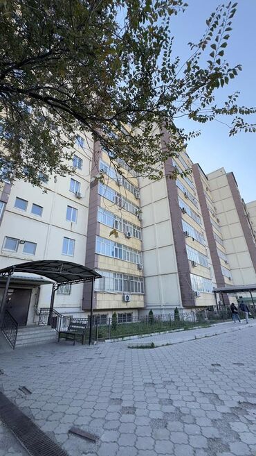 продаю квартиру по улице советская саманчина: 1 комната, 44 м², 106 серия улучшенная, 6 этаж, Косметический ремонт