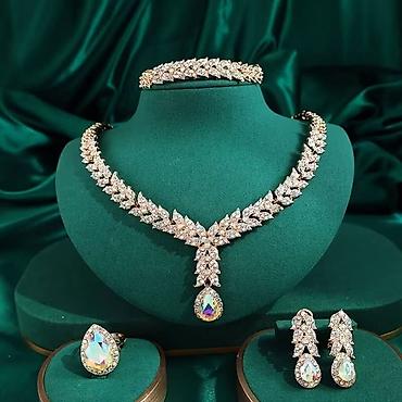 Setovi nakita: 2000 — 8