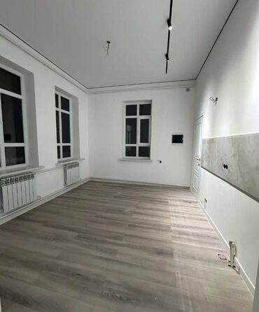 помещение в аренду цех: Үй, 130 кв. м, 5 бөлмө, Кыймылсыз мүлк агенттиги, Евро оңдоо