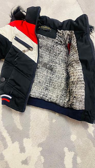 kurtka pilot: 3 birlikdə 70 manat .1 yaşdan 2 yaşa kimi gedən 3 ədəd oğlan uşağı — 4