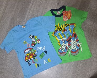 старый вещи: Детские футболки 5-6 лет новые