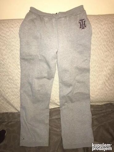 Trenerke: Original Tommy Hilfiger trenerka M Teget plava Polustruk 43-46cm na lalafo.rs — 7 Trenerke: Original Tommy Hilfiger trenerka M Teget plava Polustruk 43-46cm — 7