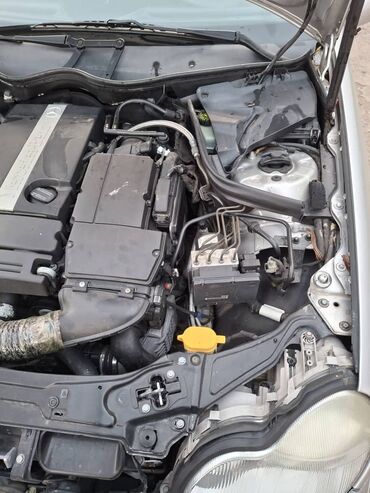 Mercedes-Benz: Mercedes-Benz C-Class: 2003 г., 1.8 л, Механика, Бензин, Универсал — 6