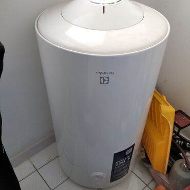 Сушилки: Продаю водонагреватель 100 л в рабочем состоянии недорого 6 тыс сом