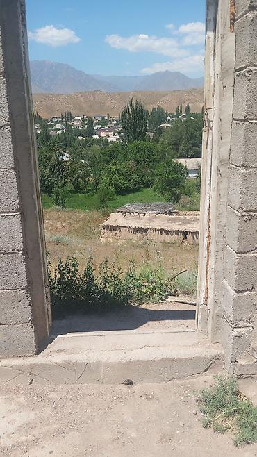 Ковры и паласы: Нарын облас жумгал району чаек айылында үй сатылат 4 бөлмө сарай жаңы — 13