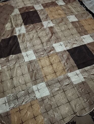 Одеяла и пледы: Плед, Б/у, Все сезоны — 3