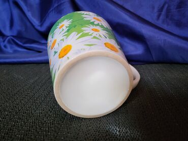 Čaše: Solja nova,vintaz porcekanska. Univerzalna solja. Visina. 9,5cm — 9