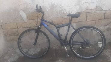 yaris velosiped satilir: İşlənmiş Şəhər velosipedi Adidas, 28", sürətlərin sayı: 32, Ünvandan götürmə