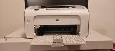 Принтеры: Продаю принтер hp LaserJet P1005, картридж заправленполностью