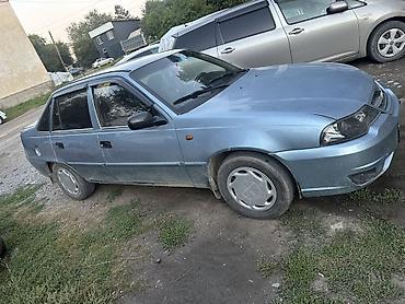 Унаа: Daewoo Nexia: 2011 г., 1.5 л, Кол менен иштөөчү, Бензин, Седан — 4