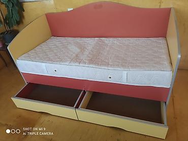 matras islenmis: Böyük adam kravatı, döşəklə 150azn, döşəksiz 100azn — 3