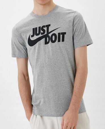 muska majca l: Nike Men's Sportswear Short Sleeve T-Shirt Just Do It Grey vel. M NOVO