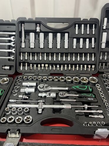 универсальный набор инструментов: Набор инструментов 109персон фирма AEROFORCE в очень хорошем